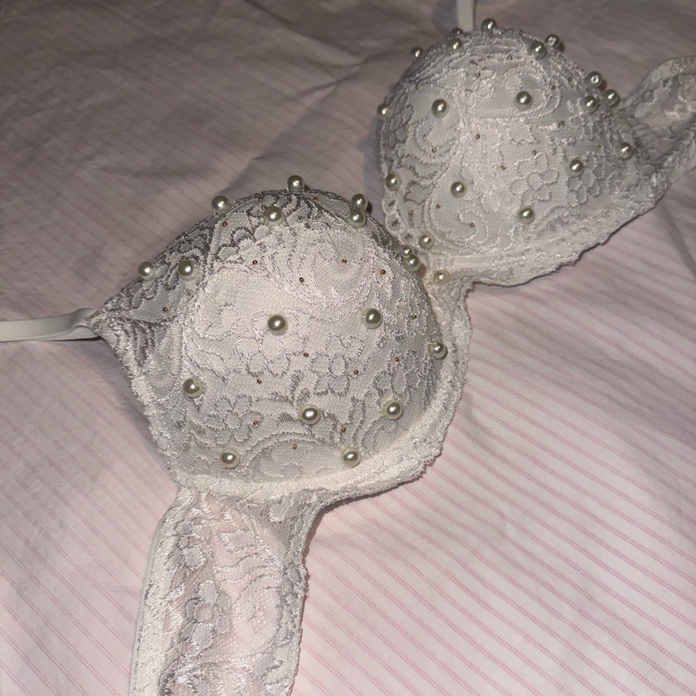 Selena inspired bridal bra